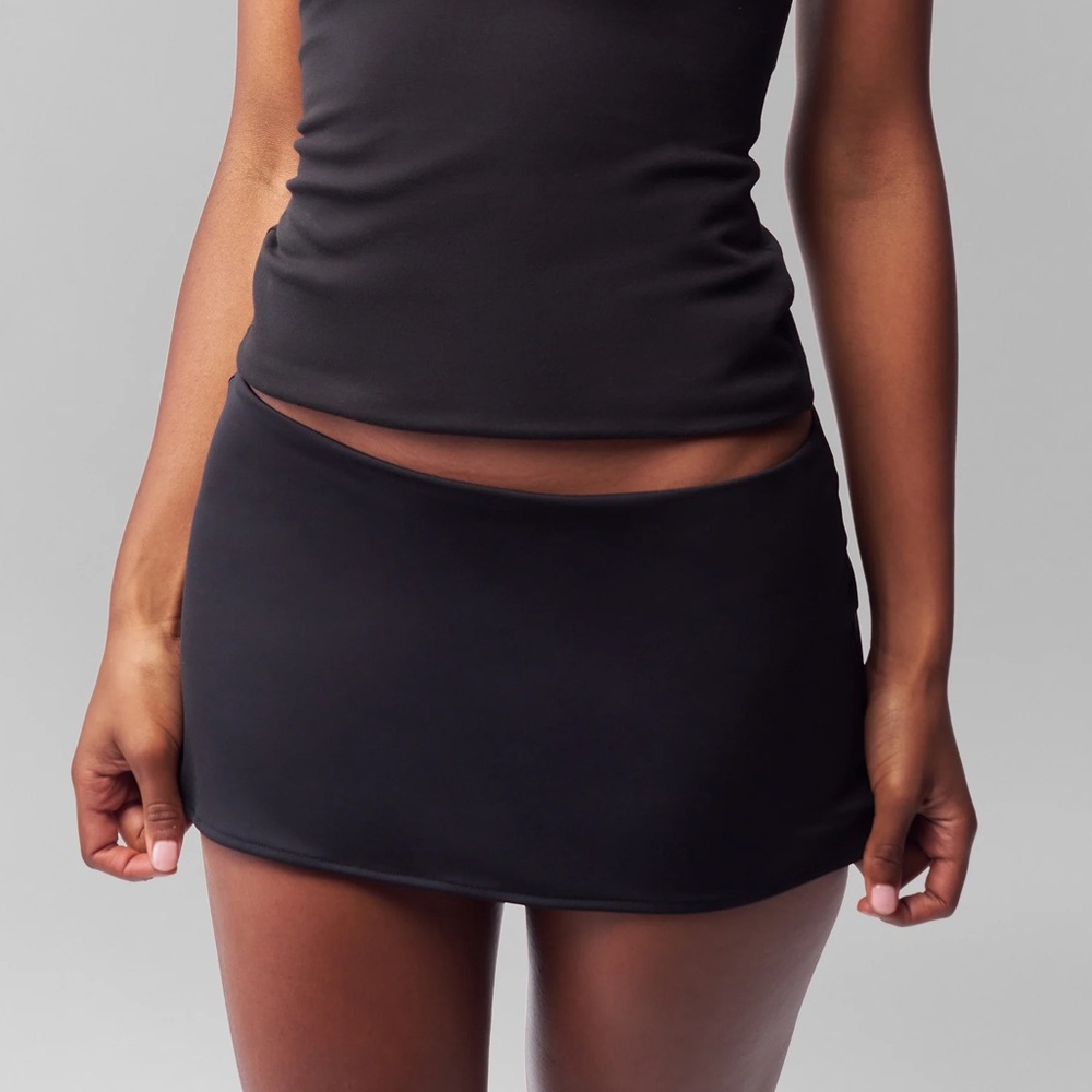 Danielle Guizio MICRO MINI STRETCH SKIRT